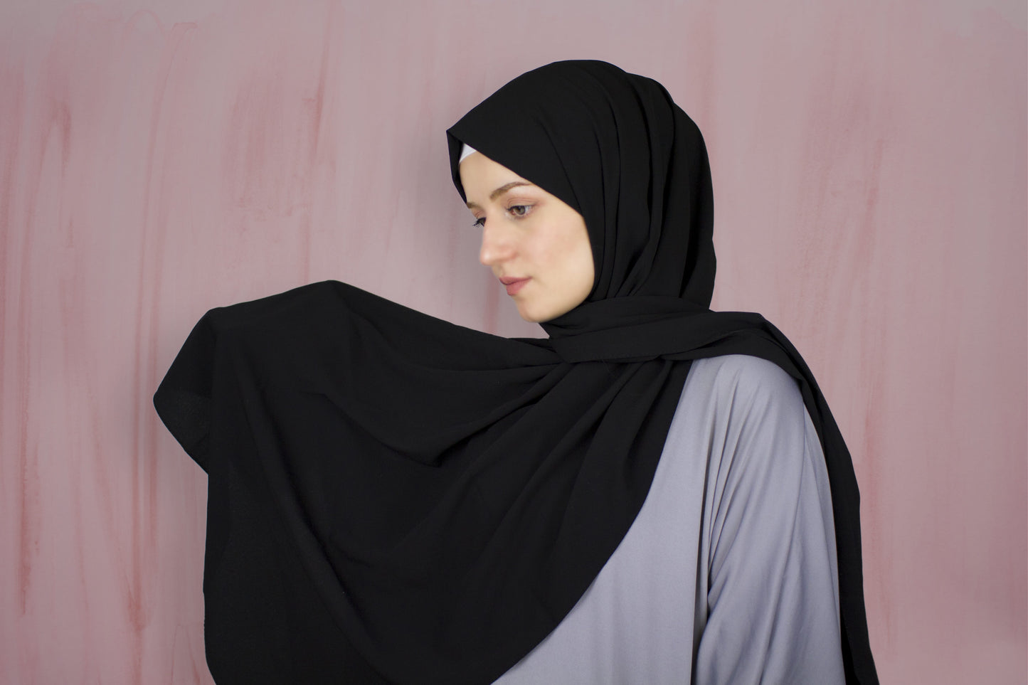 Pitch Black x Rich Chiffon